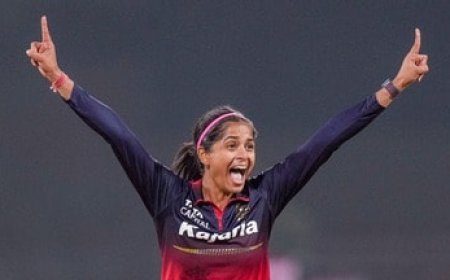 श्रेयंका पाटिल ने WPL में 5 विकेट हॉल लेकर रचा इतिहास, ऐसा करने वाली बनीं सबसे युवा गेंदबाज