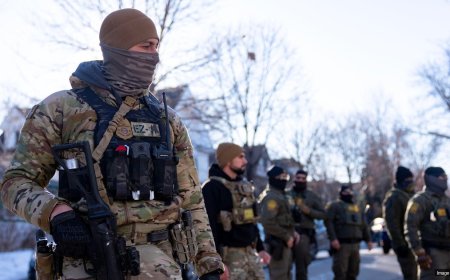 CBS News poll finds more Americans say ICE being too tough; Republicans feel protesters have gone too far