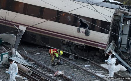 Spain train disaster probe suggests track was cracked