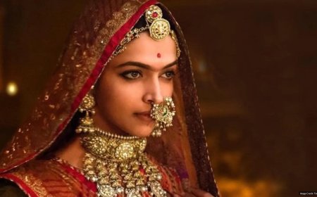 8 Years Of Padmaavat: Deepika Padukone's Rani Padmaavati - Memorable Looks, Scenes, Dialogues