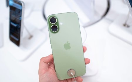 iOS 26.2.1: Apple Suddenly Releases Surprise iPhone Update With Key Features And Fixes