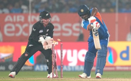 Sanju Samson Warned About Technical Flaw As Ishan Kishan Stakes His Claim: 'Hardly Any Movement Of...'