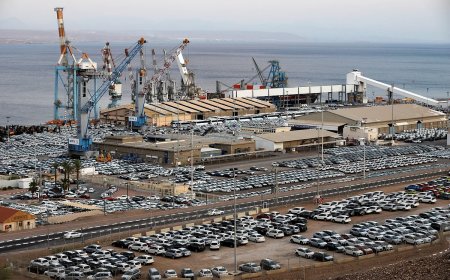 US Military Destroyer Docks At Israel's Eilat Port, Israeli Media Reports