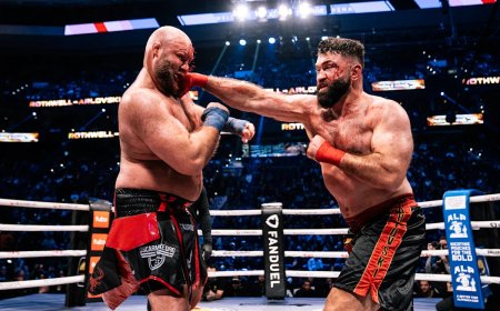 Andrei Arlovksi bludgeons Ben Rothwell in bloody BKFC heavyweight title fight at Knucklemania 6