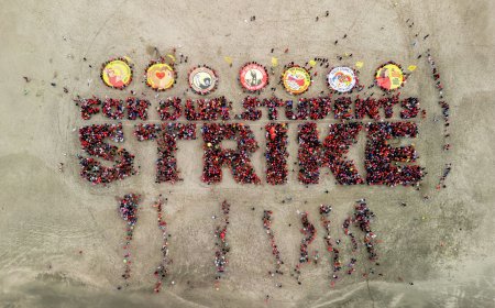 S.F. teachers strike: Schools closed again Thursday as talks continue