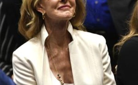 Robson drops out of GOP race for Arizona governor